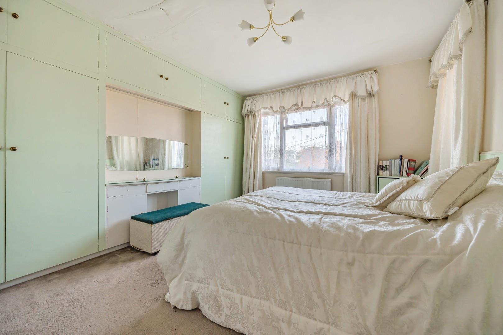 Sunnyfield, London